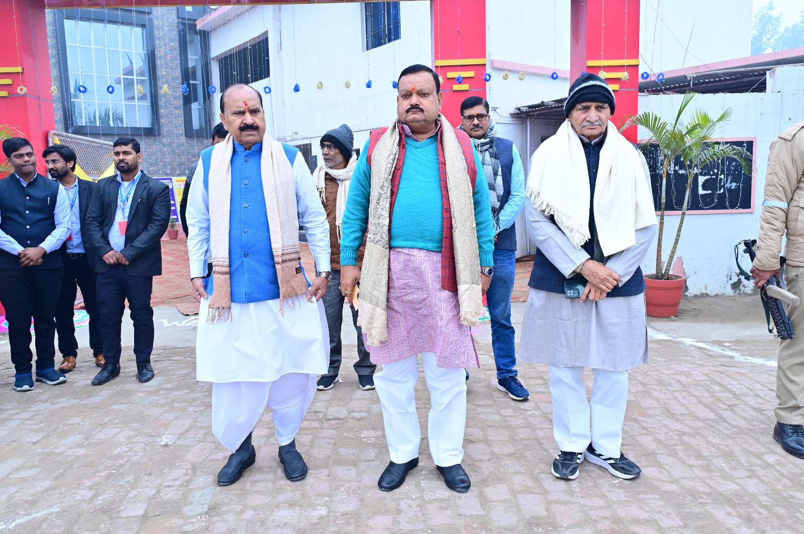 कार्यकर्ता सम्मेलन को संबोधित करते हुए